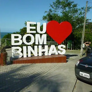 - 140 Metros Da Bombinhas